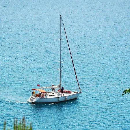 Vila Beautiful Paros 1 Bedroom Rock Private Jacuzzi & Garden View *