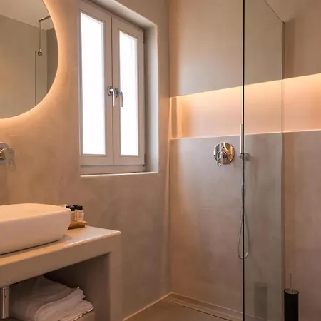 Villa Beautiful Paros 1 Bedroom Rock Private Jacuzzi Garden View Naousa Livadia (Paros)